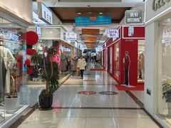 -汉口北国际商品交易中心品牌服装城