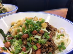 灯哥的杂酱面-车沾巷·重庆老味豌杂面