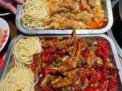 -萍姐火锅·公路夜市(武汉首店)