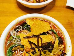 -水平有限螺蛳粉(宏达大厦店)