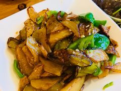地三鲜-鹤乡东北菜(崮山路店)