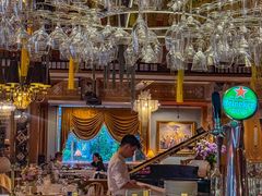 -火车头法国西餐厅