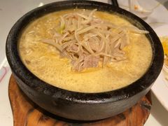 -新大咀港式茶餐厅(宝山万达店)