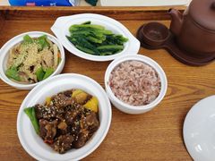 -雪梅月子中心(华侨城店)