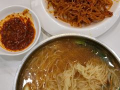 美味清汤热面-昌星·星星冷面麻辣烫(百货大楼店)