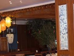 -八府香鸭·啫啫煲(华山路店)