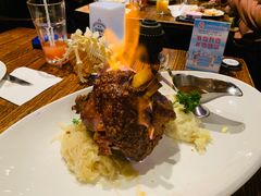 -1886德国汽车餐厅(外滩十六铺码头店)