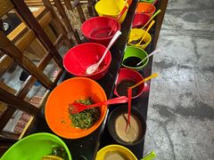 -果松木炭酸菜铜火锅·外婆参鸡汤