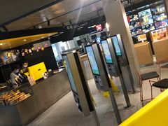 -麦当劳(国际社区店)