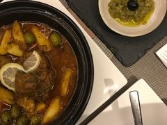 藏红花柠檬调汁鸡肉塔金-Tajine Moroccan塔金摩洛哥中东餐厅