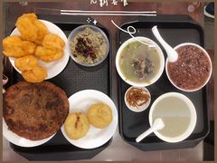 -聚德华天护国寺小吃(甜水园店)