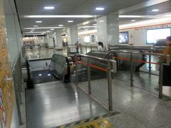 -常熟路(地铁站)