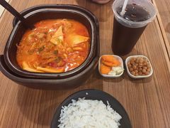 -阿香米线(大唐西市大润发店)