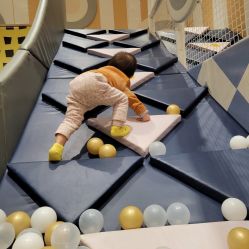 -奈尔宝家庭中心·亲子餐厅(宝安店)