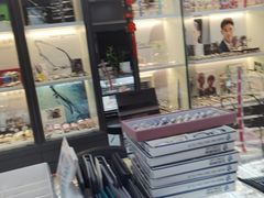 -华彬眼镜专业渐进配镜(潘家园店)