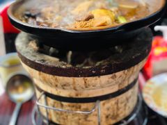 精品牛腩牛杂煲-沙胆彪炭炉牛杂煲(成都玉林店)