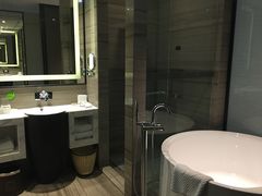 -珠海棕泉水疗酒店(拱北口岸高铁站店)