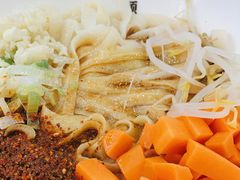 -顺溜·手工刀削面·黑金店(铜锣湾店)