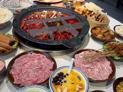 -卤校长老火锅(杨家坪直营店)