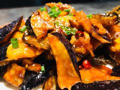 风味茄子-华盛园卷子王农家菜水库鱼