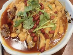 -川流不息·地道川菜·小龙虾(松东路店)