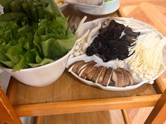 -楼外楼大刀肉传统火锅居(博学路店)