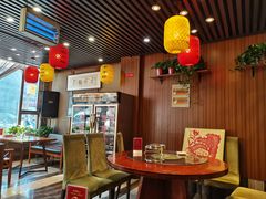 大堂-荣鹏风味烀饼总店