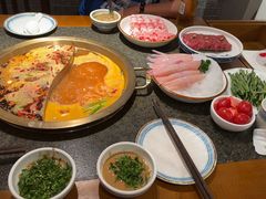 -小天鹅火锅·一线江景洪鼎旗舰店(洪崖洞店)