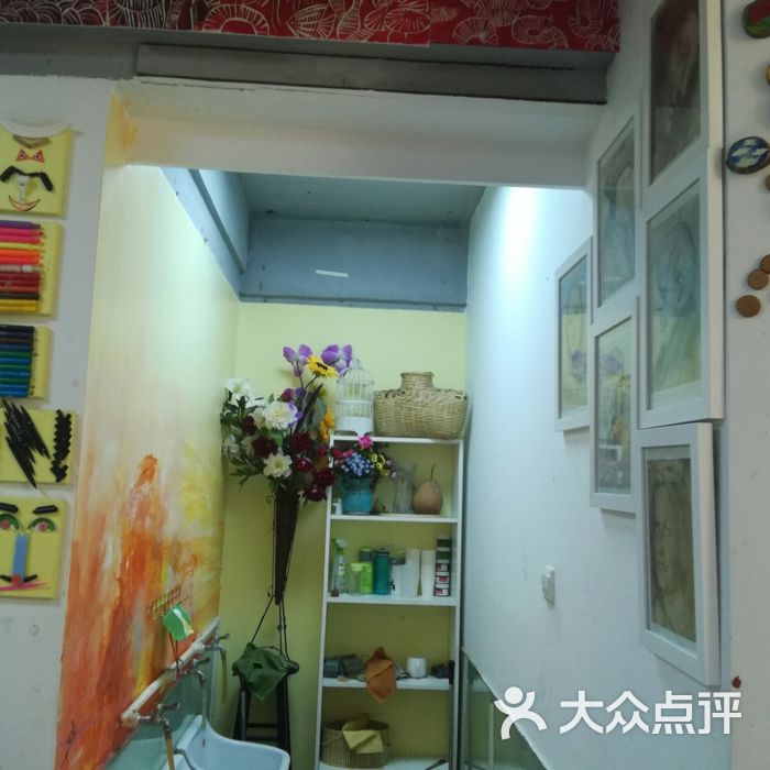 红帆船少儿美术工作室