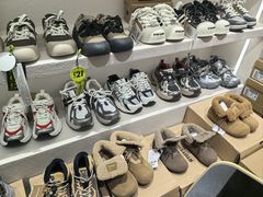 -百荣世贸商城