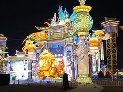 -淄博花灯齐彩城