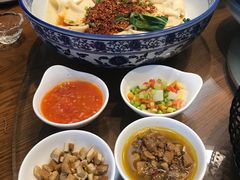 -秦唐一号西安菜馆(钟楼店)