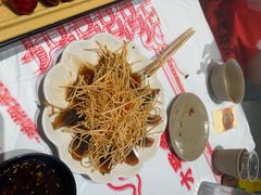 -肥肥虾庄·金牌油焖大虾(汉口城市广场店)
