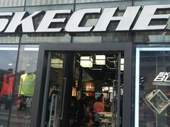 -SKECHERS 斯凯奇(上海国际时尚中心店)