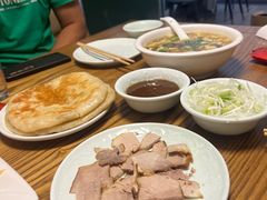 -李连贵酒家熏肉大饼(昆明街店)