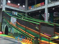 -蒙特利亲子乐园