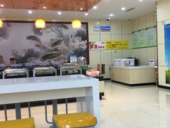 -窦店服务区-停车场