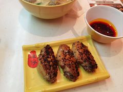-谭仔米线(皇庭广场店)