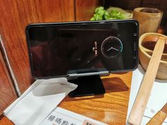-独食火锅·半米屋台(直营总店)