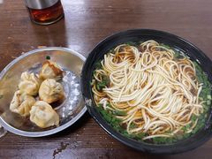 特色葱煎包-赵宝美煎包店