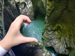 -蝶舞清江·恩施地心谷景区