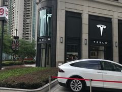 -TESLA 特斯拉(上海太古汇体验店)
