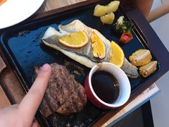 -必胜客(大坪英利店)