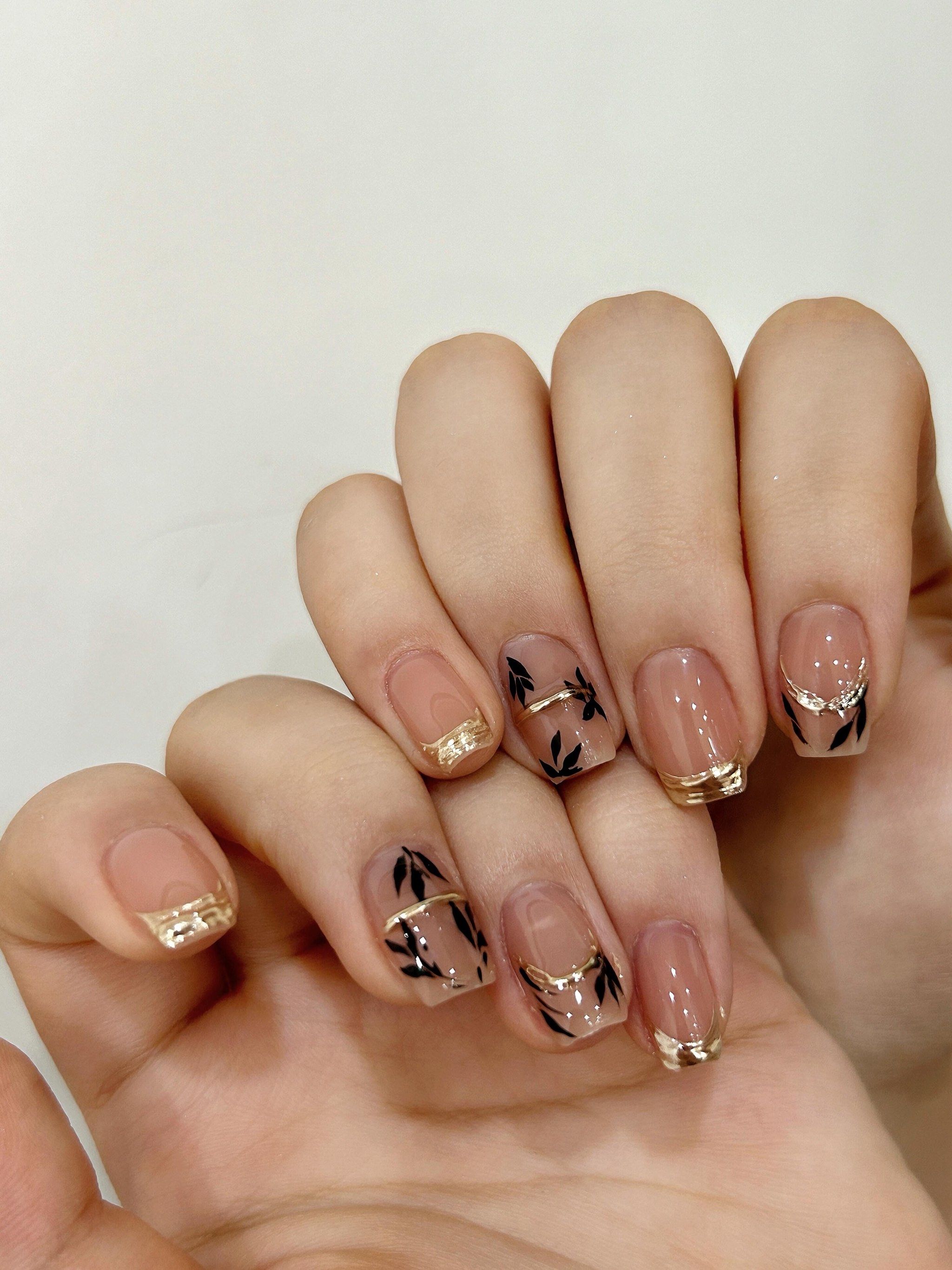 简约秋冬美甲款式