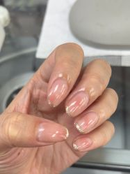 -芊屿芊浔美甲