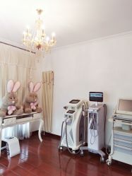 -美肤盾祛痘·问题肌头疗管理中心