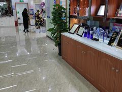 -茂菊口腔连锁(浦东南路店)