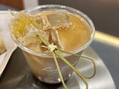 Bee的蜂巢拿铁-LilBee Coffee