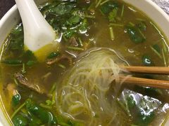 咖喱牛肉粉丝汤-黄阿姨锅贴大王(万航渡路店)