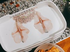-老牌坊云南鱼豆花火锅(哈西万达店)